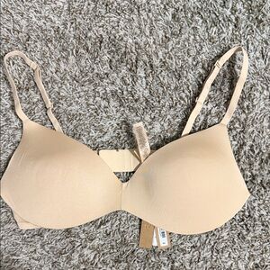Wireless Form Push Up Plunge Bra | Skims